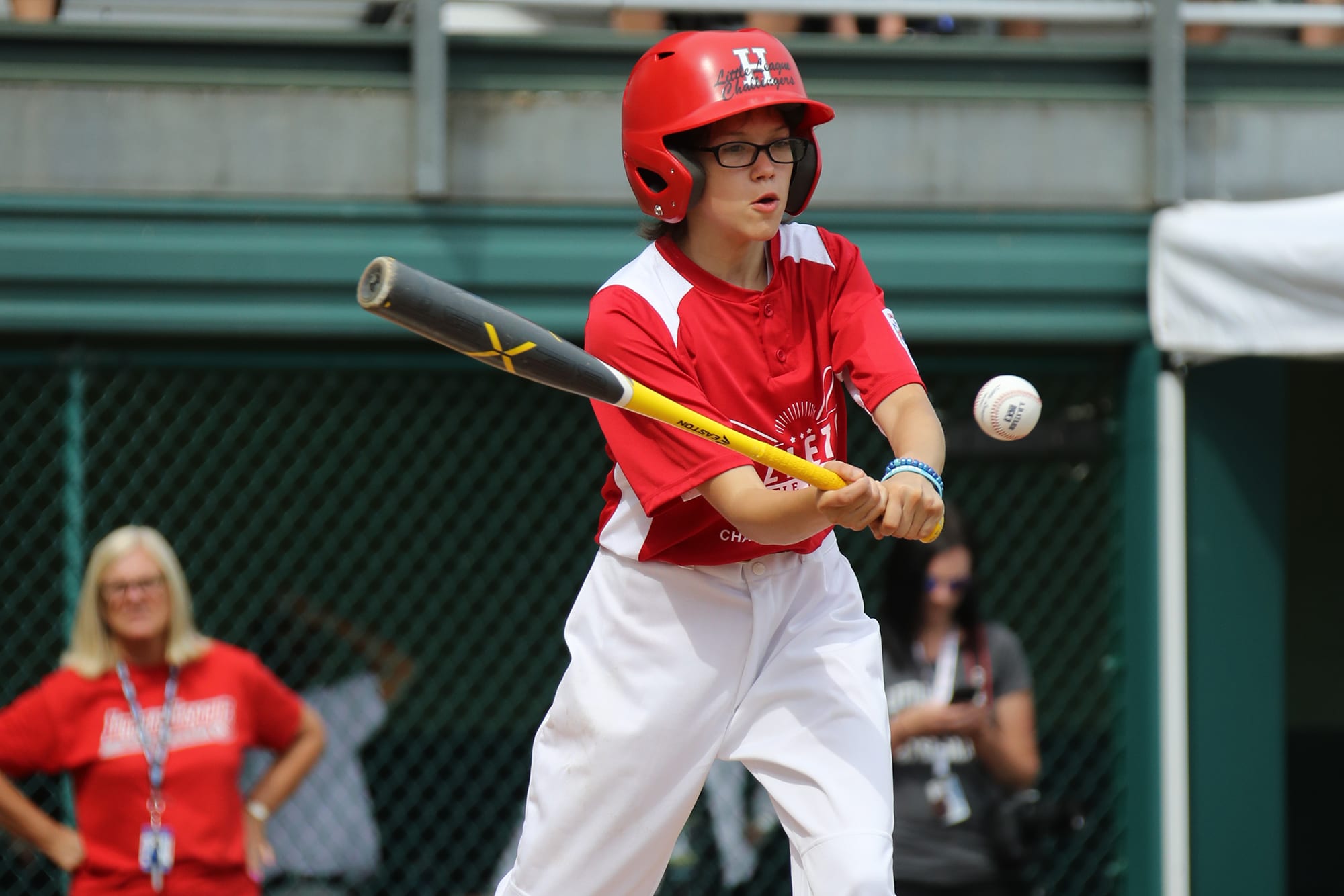 challenger game - batter hitting ball