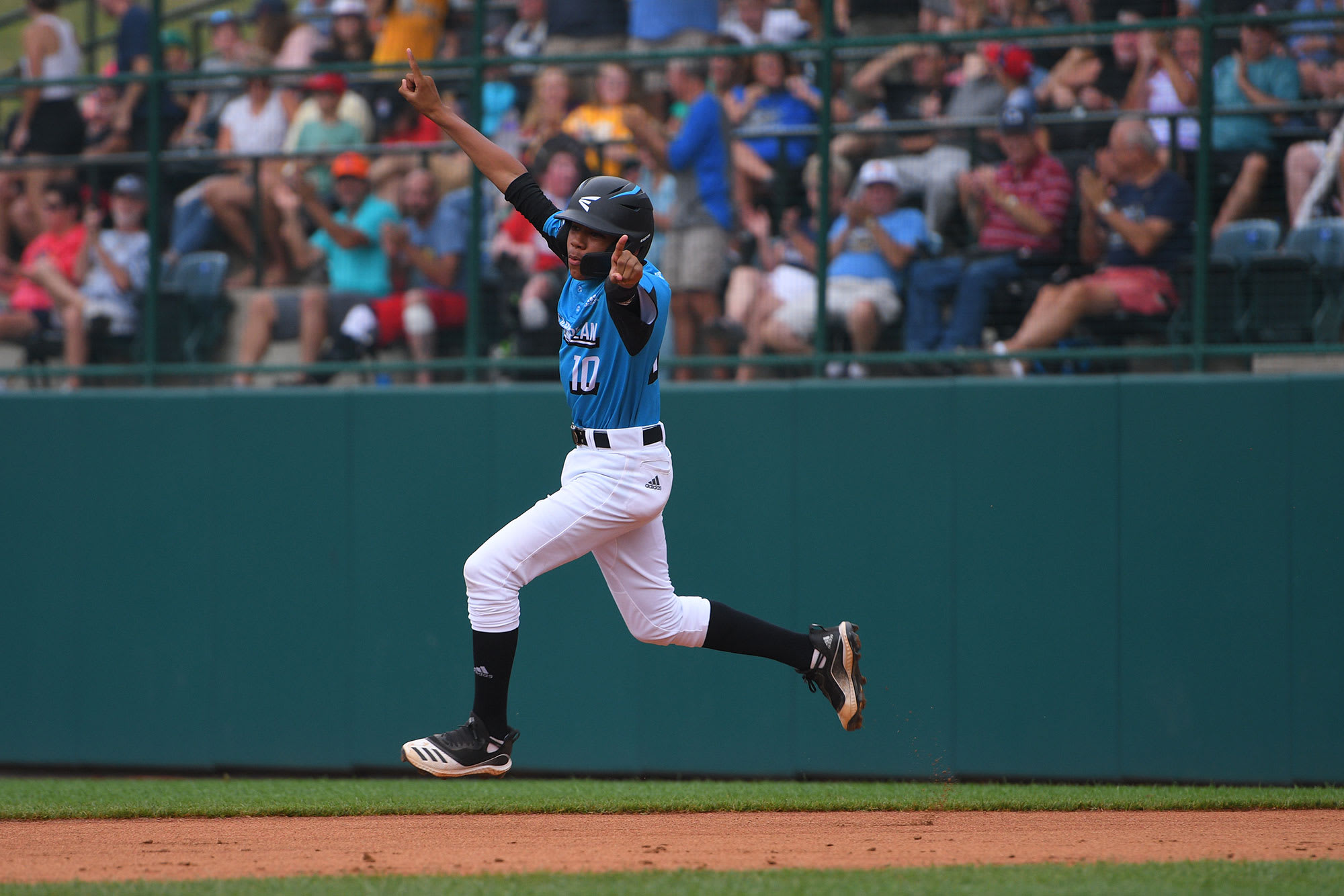 caribbean player celebrating grad slam