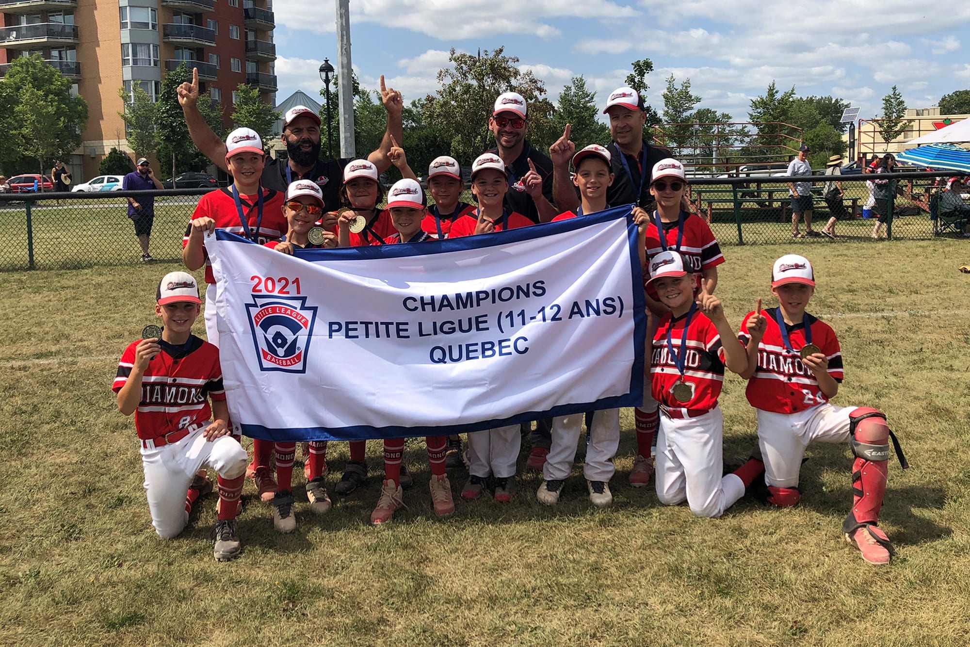 Diamond Little League Team Photo