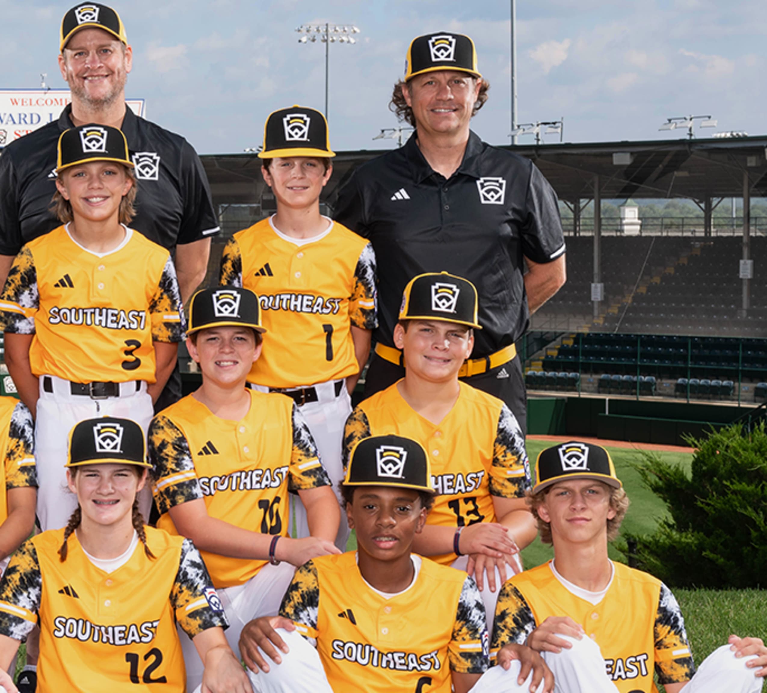 2023 LLSWS Team Photo - McLean Little League