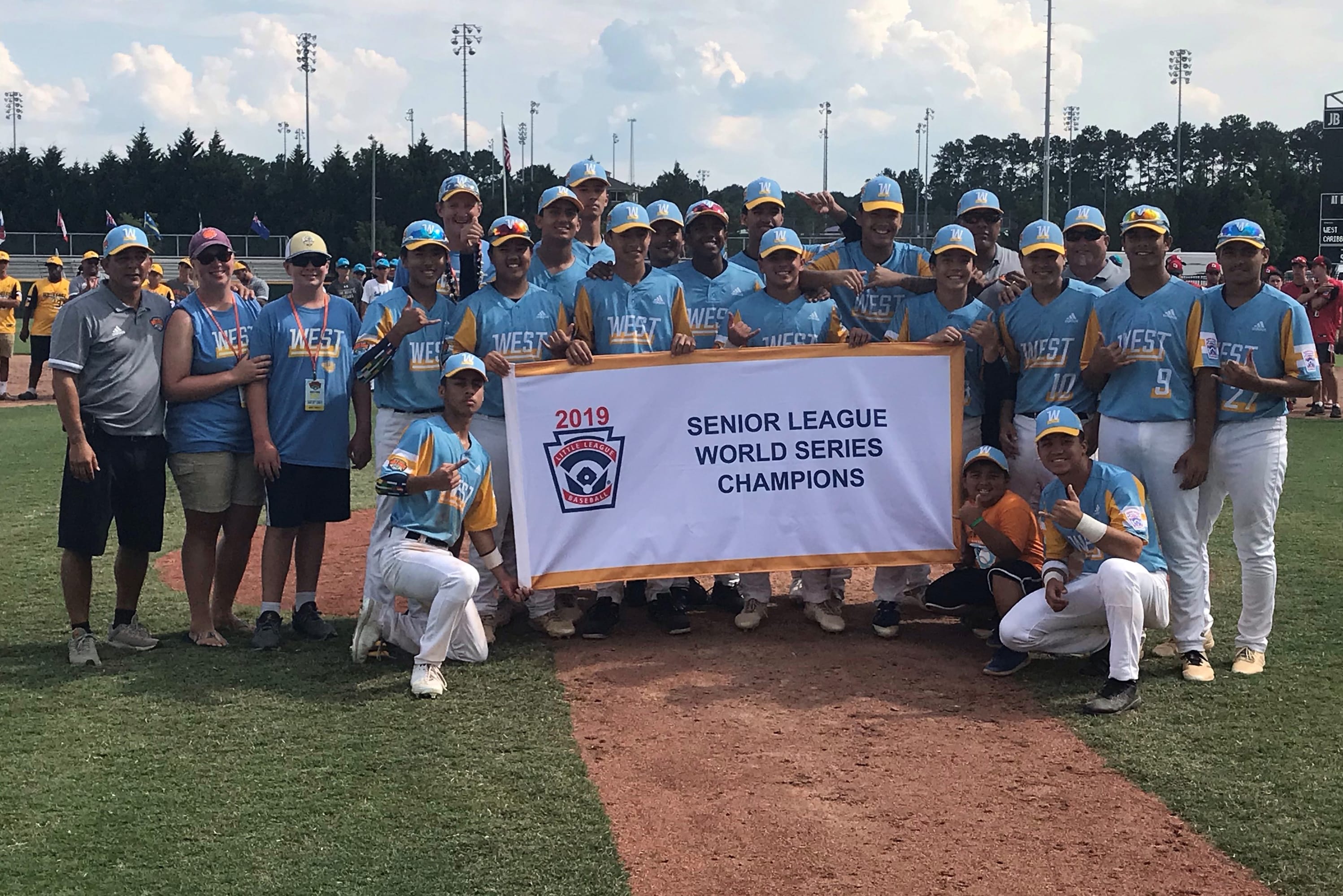 Hawaii defeats Curacao, 11-0; Wins Senior League Baseball World Series  Title - Little League