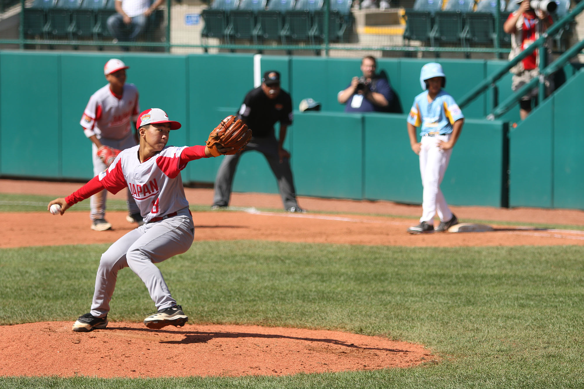 japan pitcher