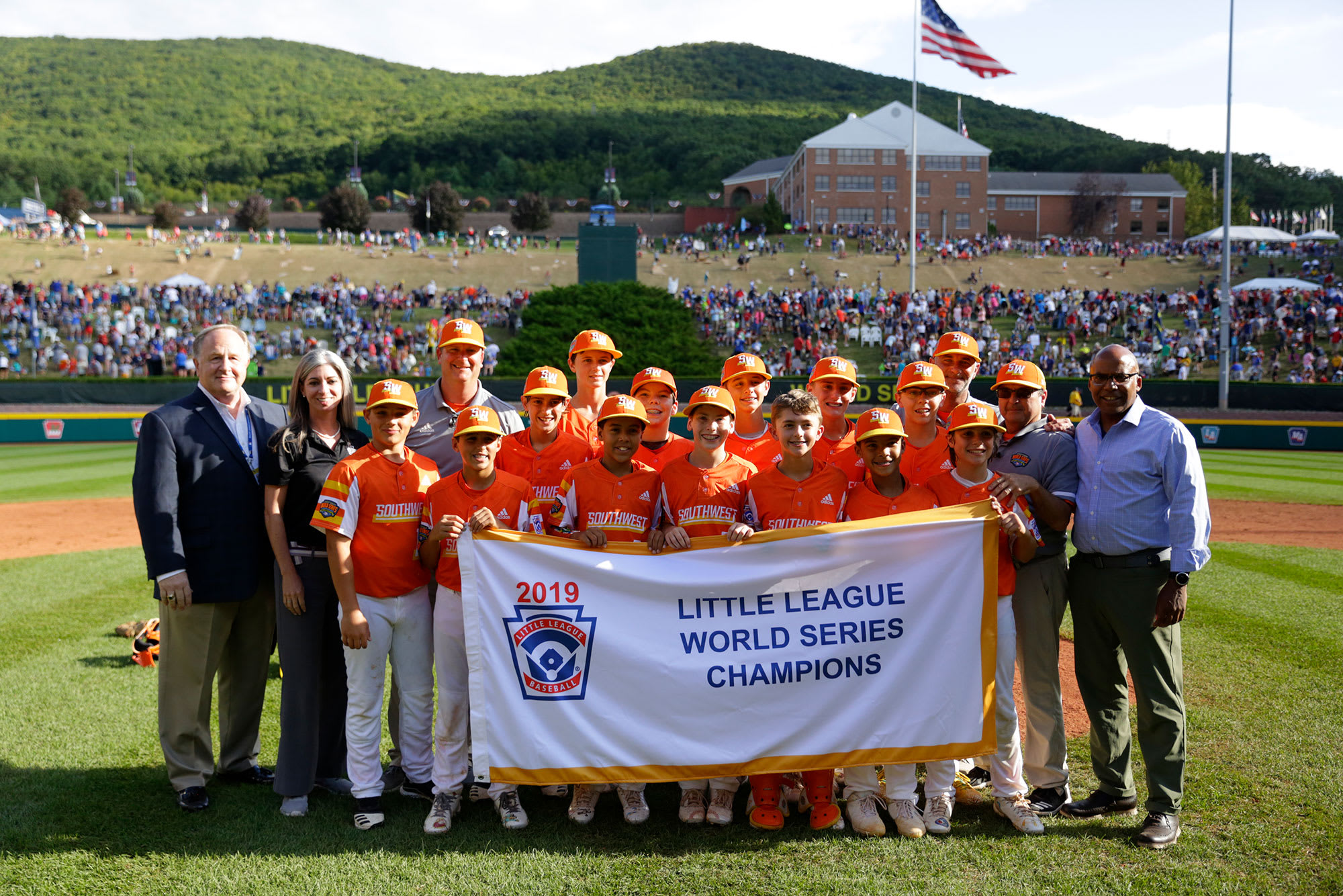 2019 llbws champs southwest banner photo