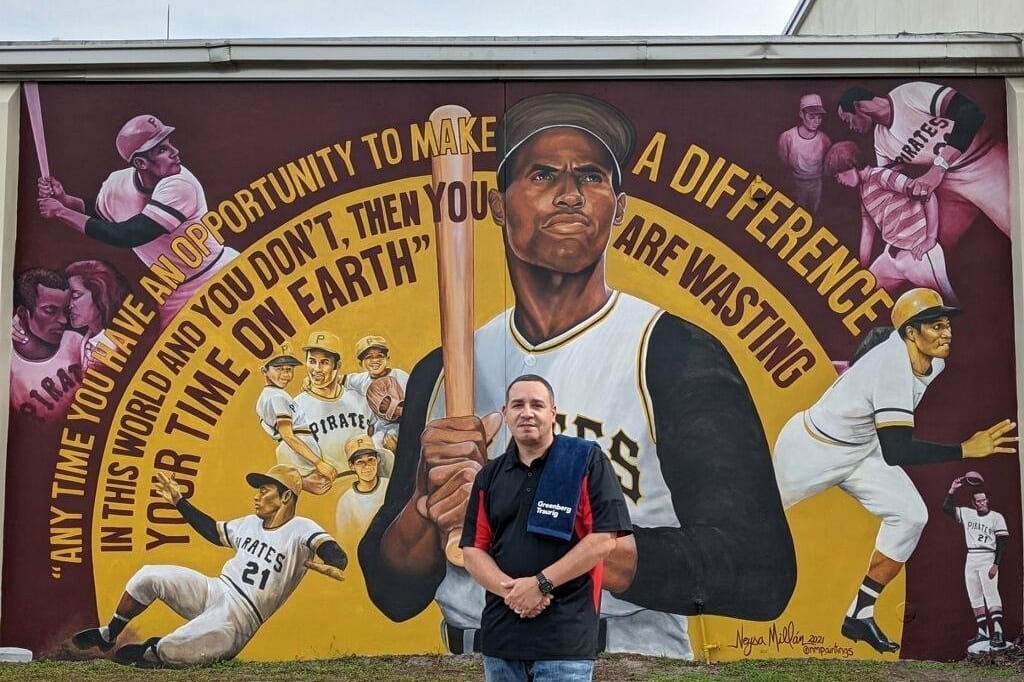 RobertoClementeMiddleSchoolMural