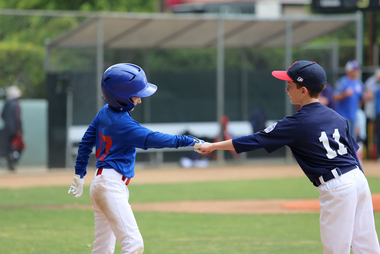 bb players fist bumping