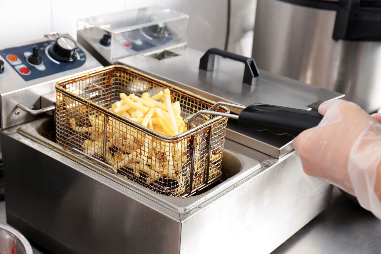 french-fries-fryer