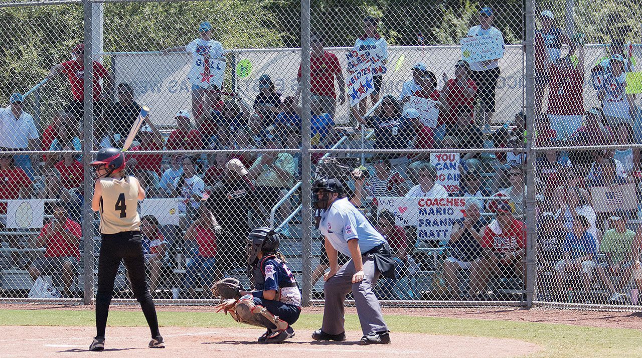 parents at softball game