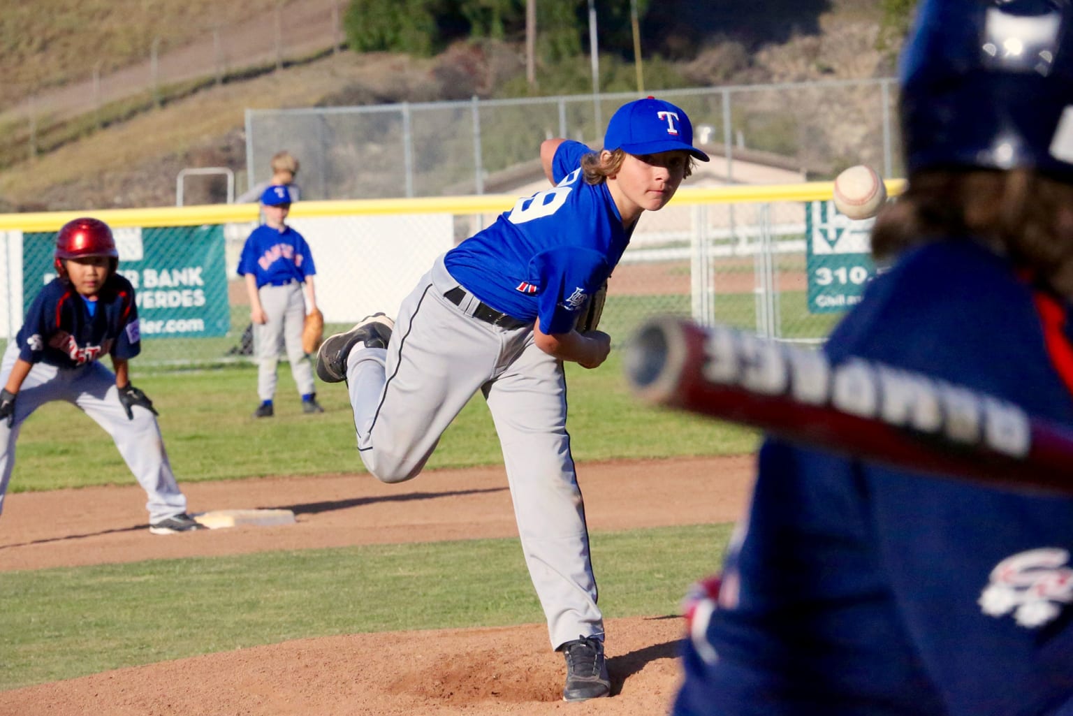 pitcher-batter-runner-action