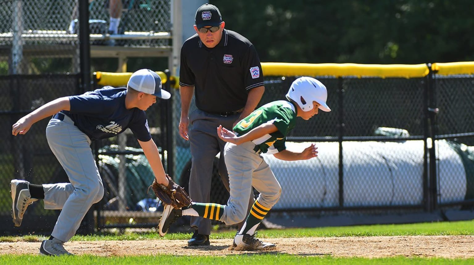 basemen and runner