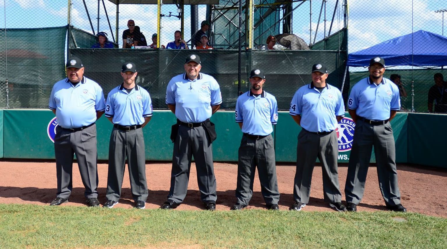 umpires before game