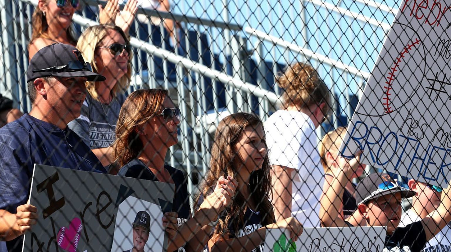 parents in stands