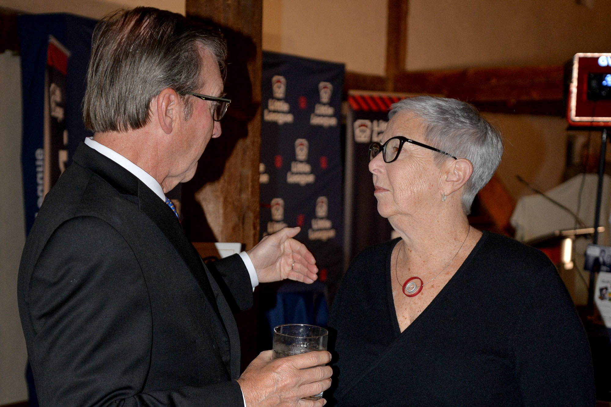 steve-davie-talking-web