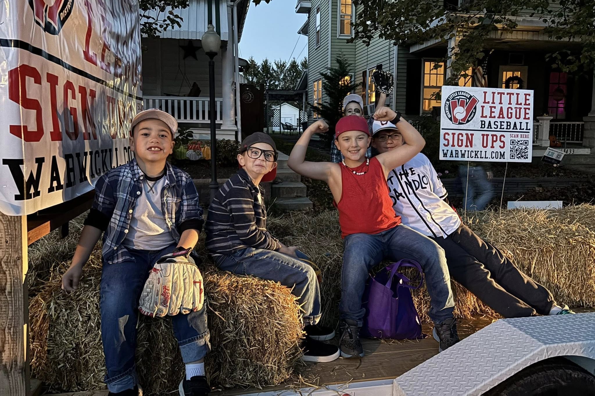 WarwickLL-ParadeFloat-2026