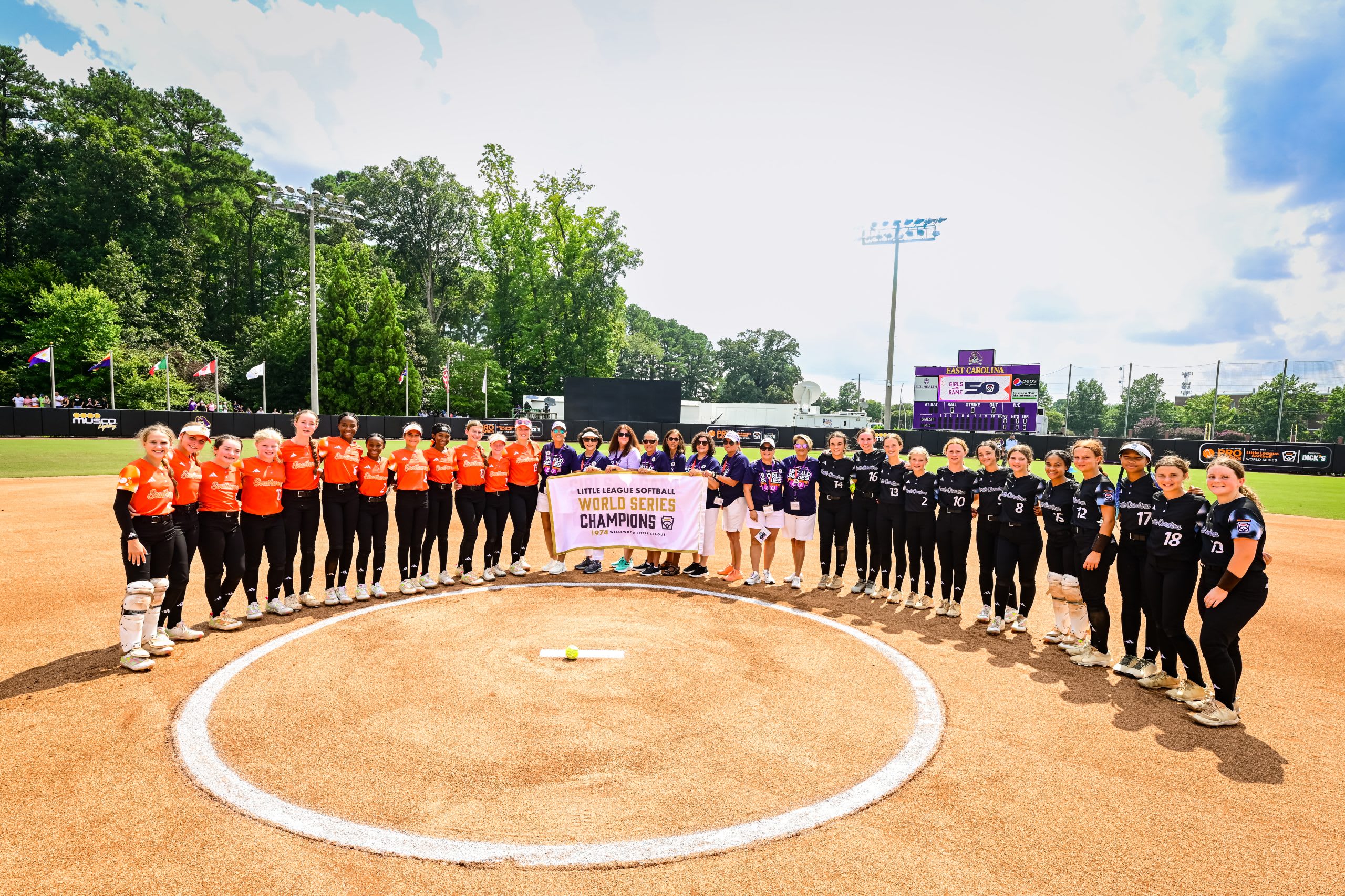 August 11 50th Anniversary Pregame-6