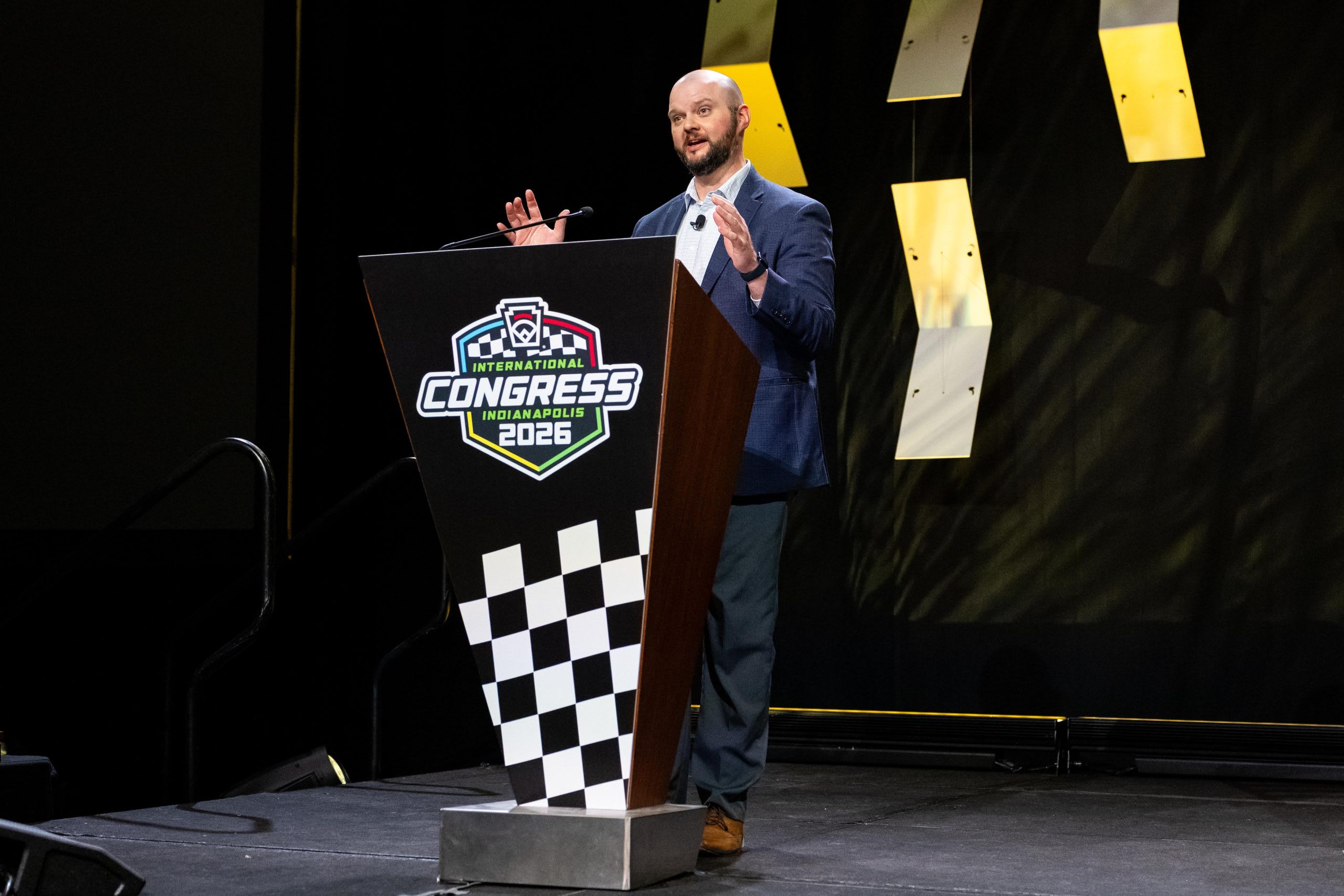 Brian_Podium_2026Congress