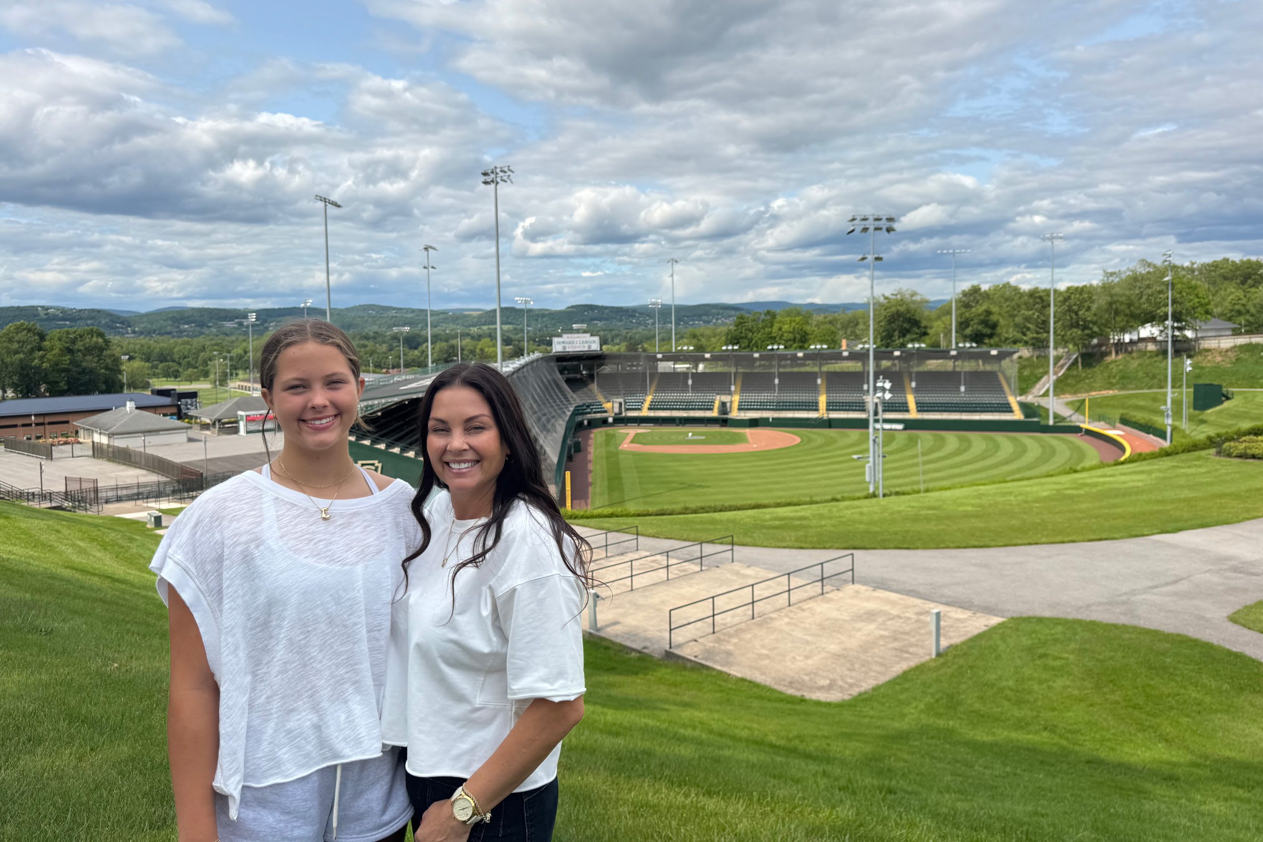 EvangalineCommHeroes-MomWilliamsport-2026