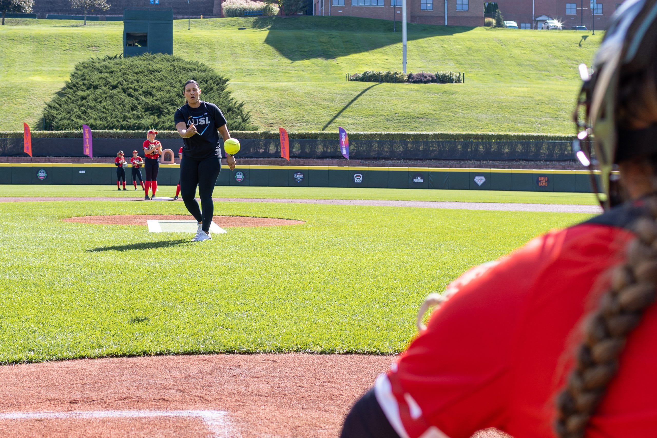 GWGX-clinic-firstpitch-2025-2903-2