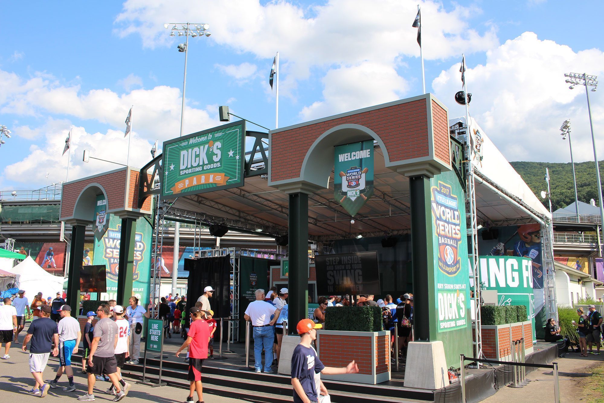 DICK'S Sporting Goods - Little League