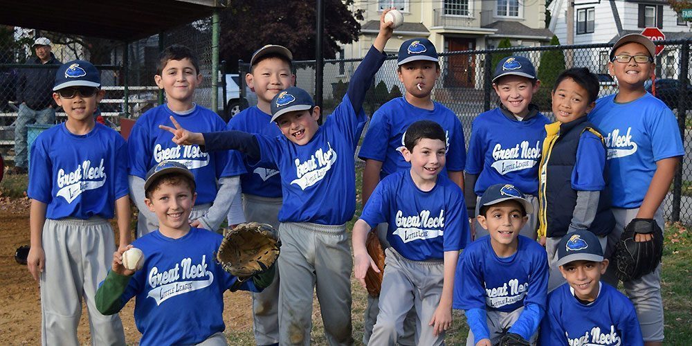 MLB, Little League World Series players imitate each other