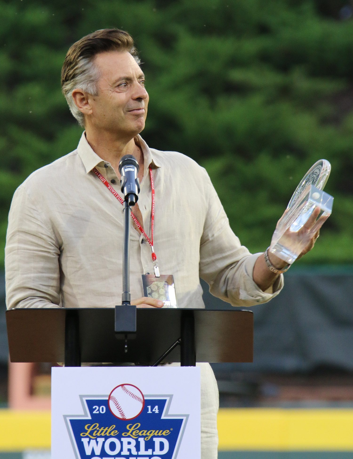 Former MLB Relief Pitcher Kent Tekulve to Receive Bill Shea Distinguished  Little League Graduate Award - Little League