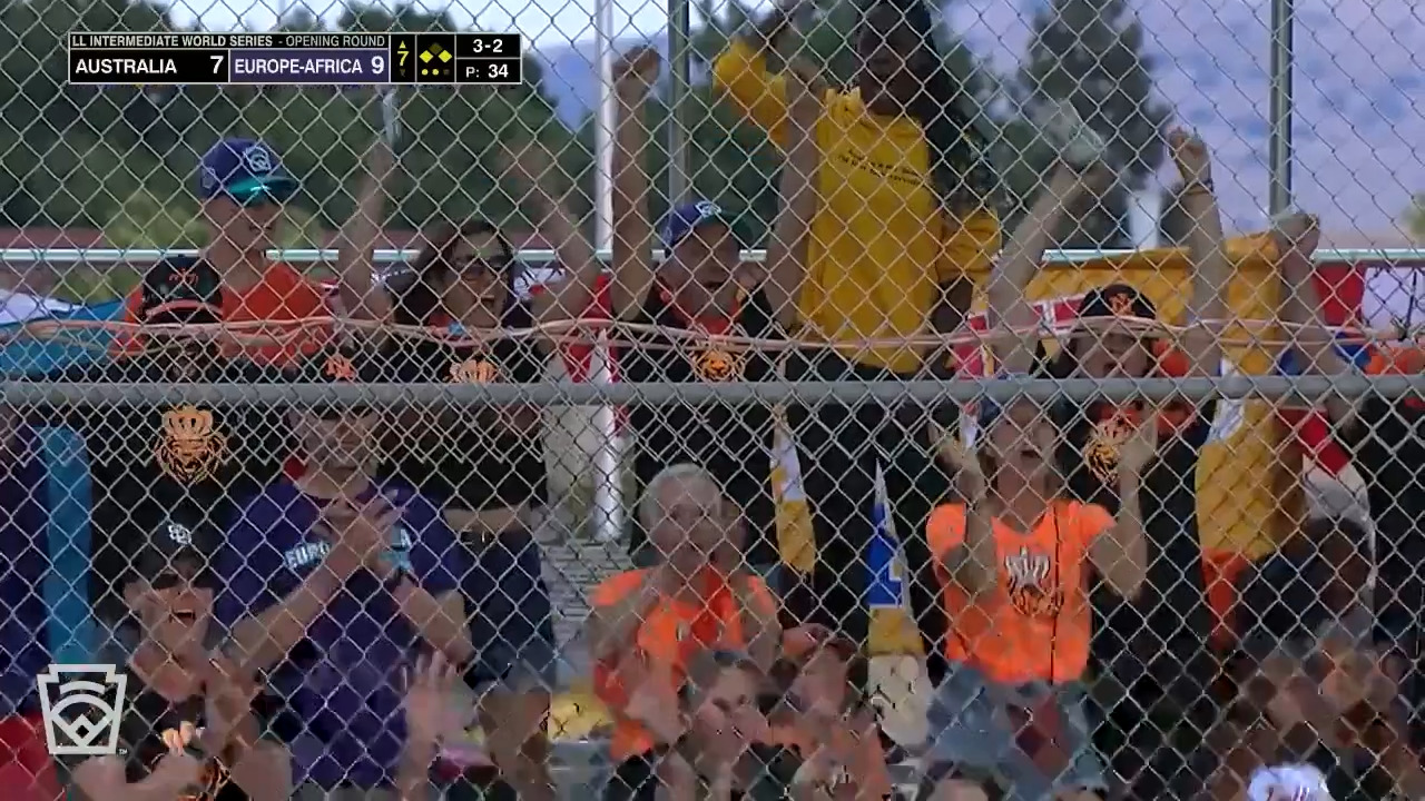 Recap: EU defeats AU 9-7 - Little League