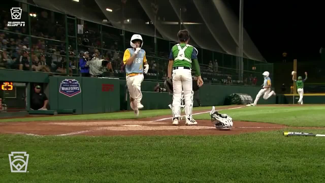 Hawaii beats Curaçao to win 2022 Little League World Series title – NBC  Sports Philadelphia