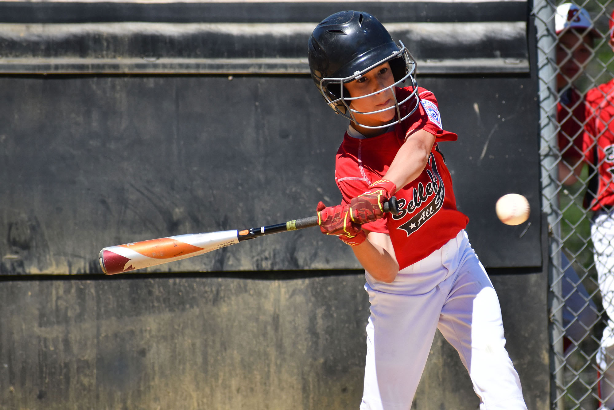 bb player hitting ball