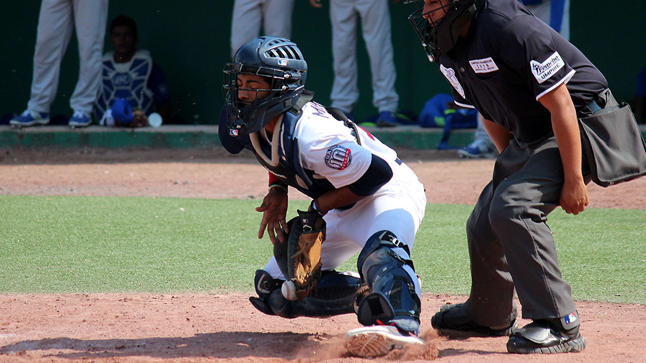 catcher blocking ball
