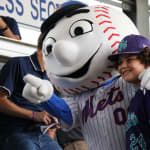 ll player with mets mascot