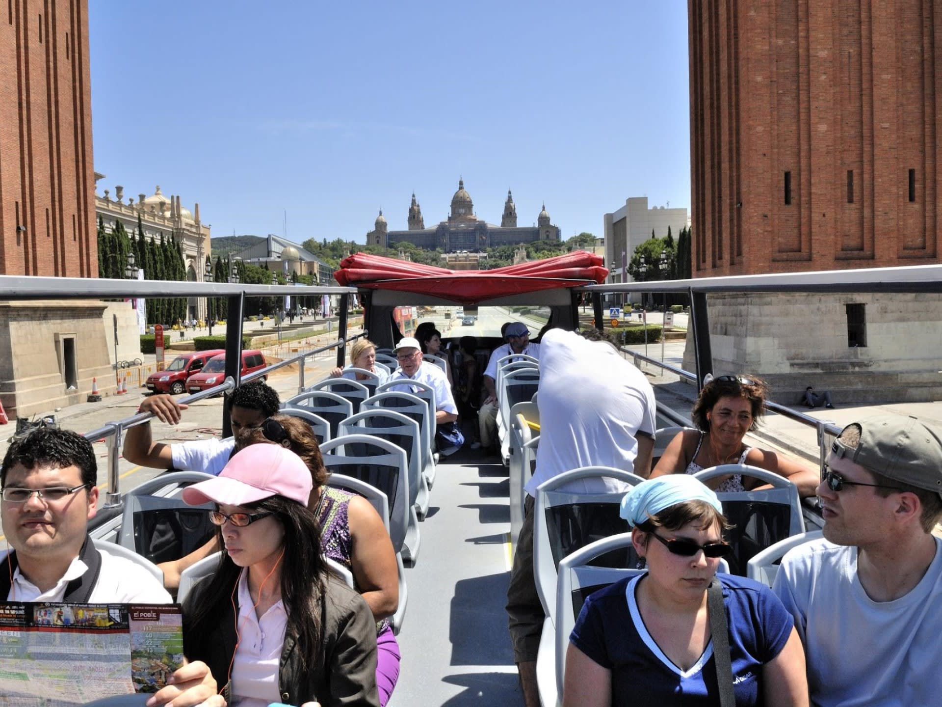 Barcelona City Tour Hop On Hop Off & Spotify Camp Nou Tour F.C. Barcelona