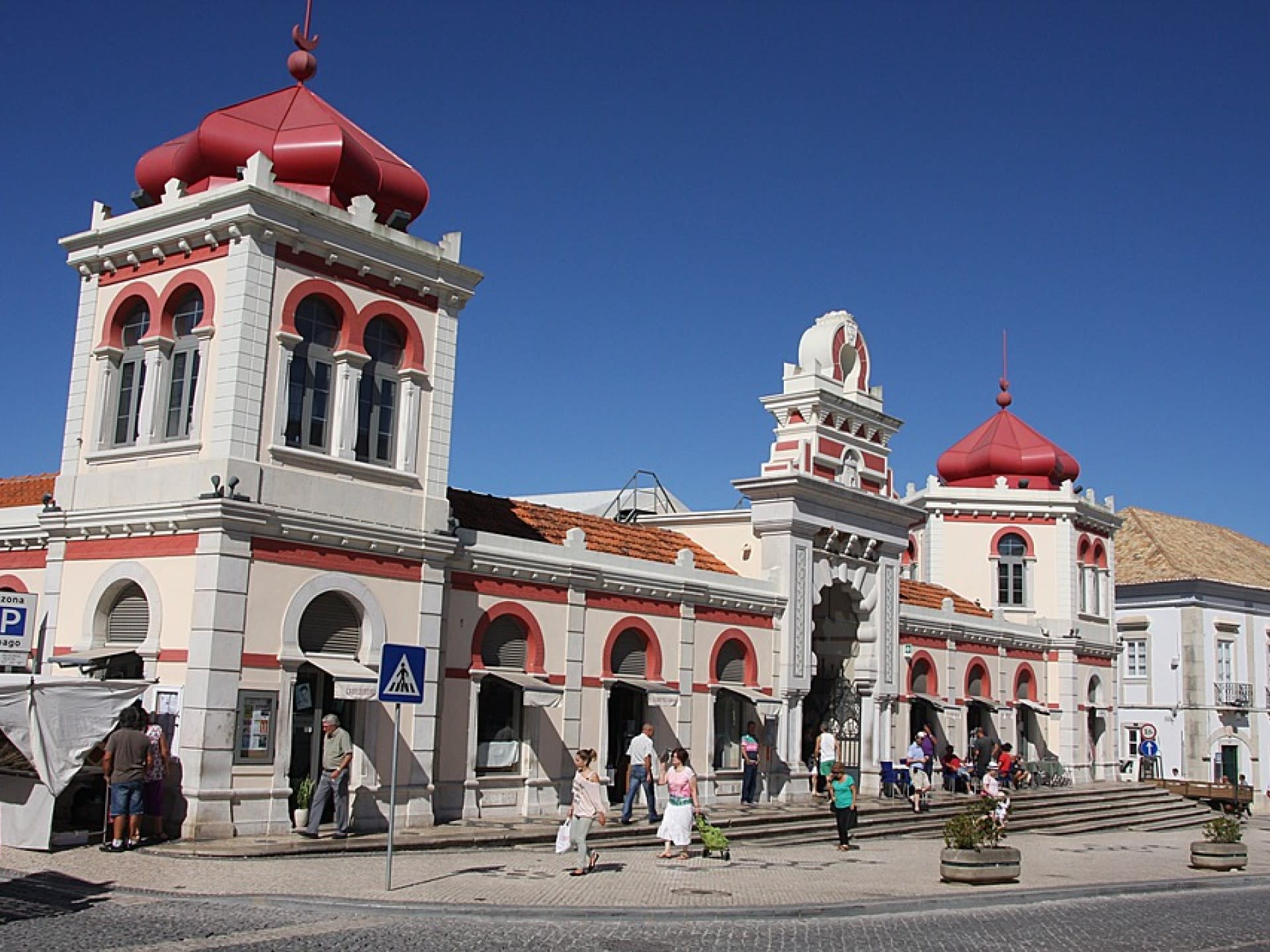 Loule Market Half Day ex Praia da Luz to Faro