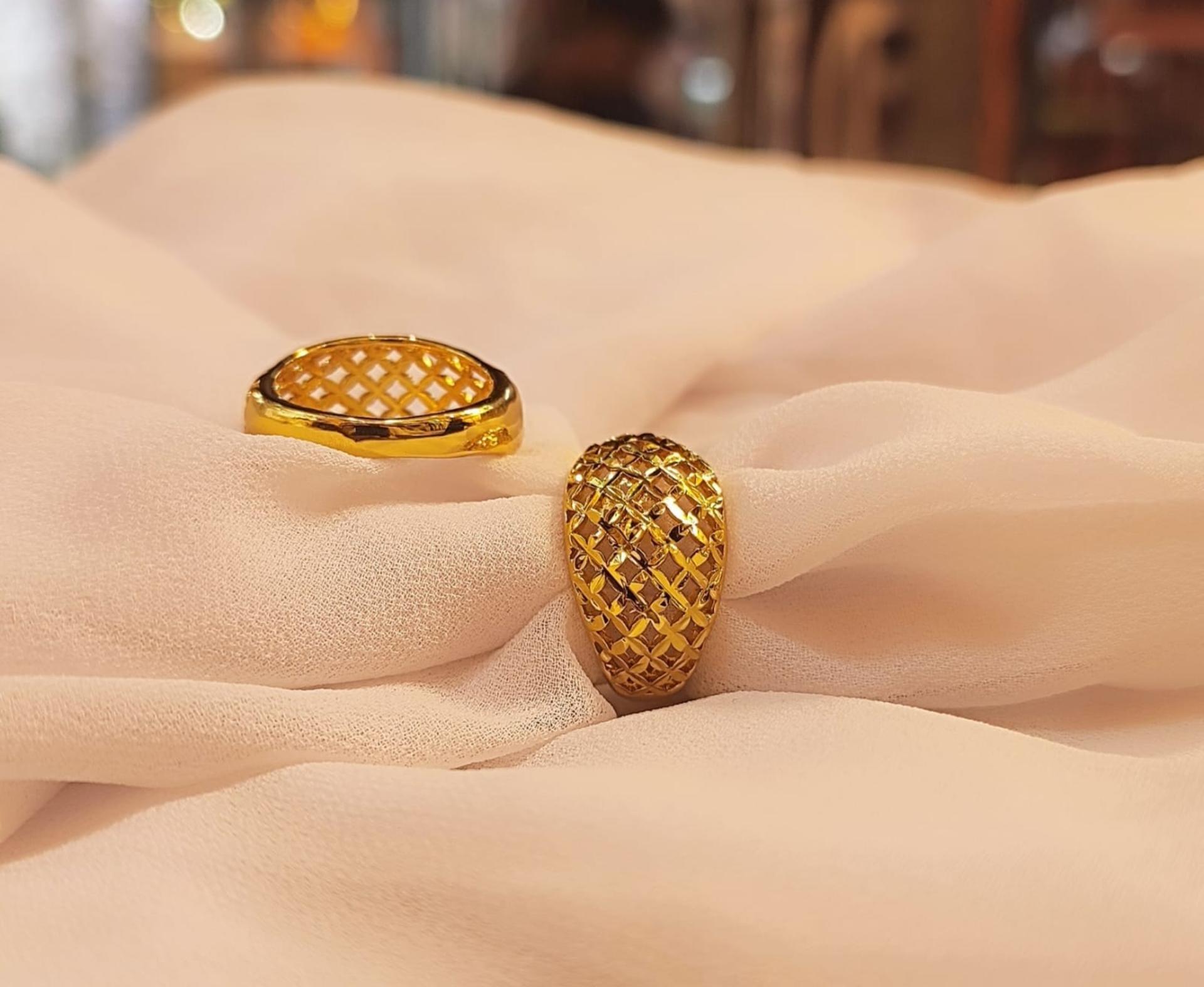 Modern Golden Lattice Dome Ring