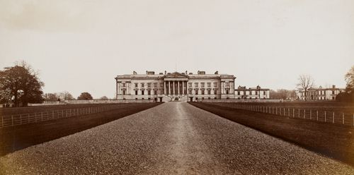 Hamilton Palace album of photographs by Thomas Annan before 1882, 221160/1 : Album 1 Number 1