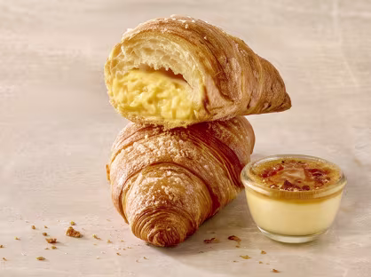 Croissant fourré crème brûlée