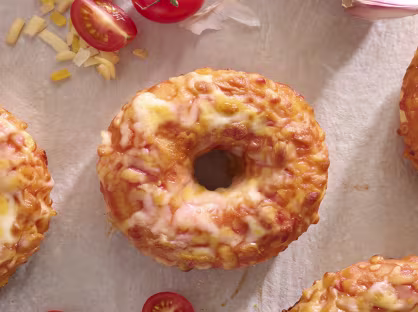 Savoury donut margherita