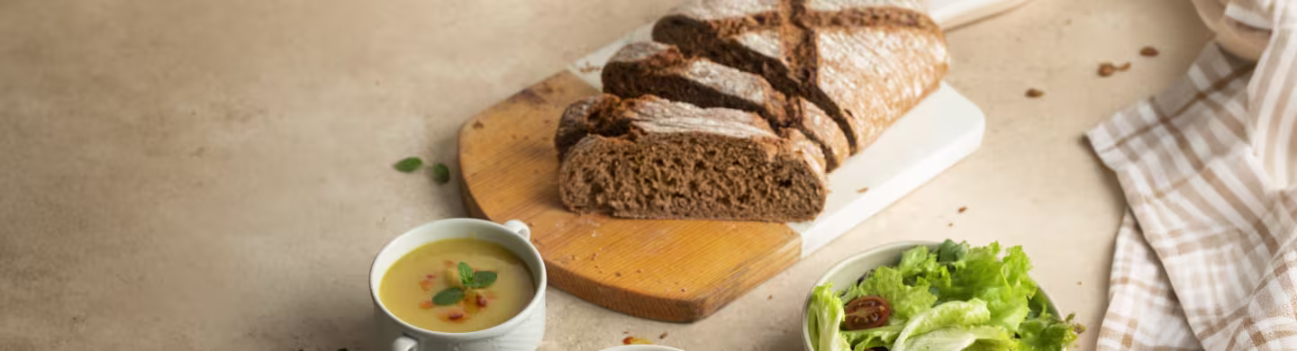 Recipe / Crostini Eşliğinde Tavuk Suyu Çorbası / hero