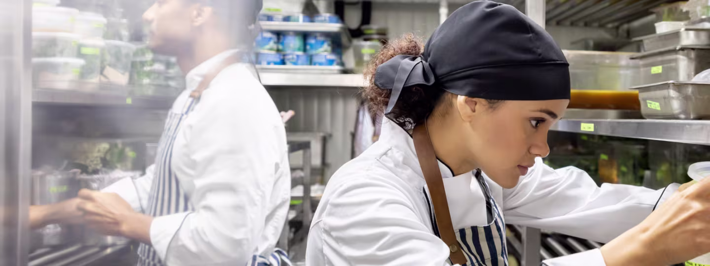 LLBG BLOG 25 3840 x 1080 01