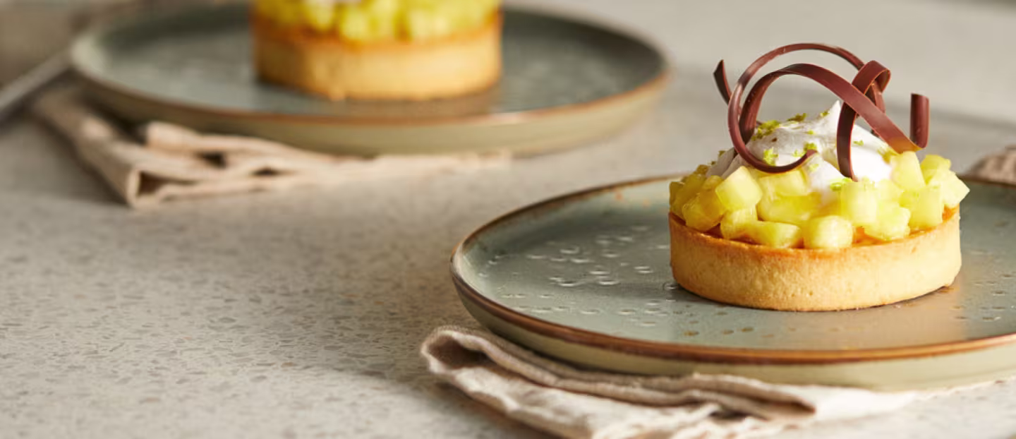 LLBG BLOG 30 3840 x 1080