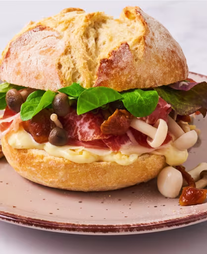 Recipe / Rose roll with Ibérico ham, pickled mushrooms & truffle mayo