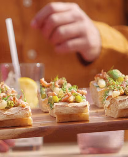 LLBG_BLOG_4_3840 x 1080_01