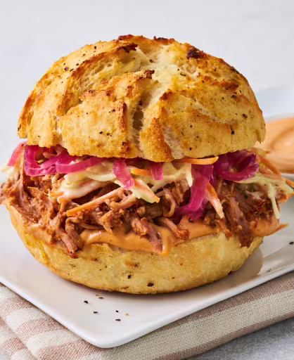 5 Burger pulled pork-koolsla-chipotlemayo_3840x1080px.jpg