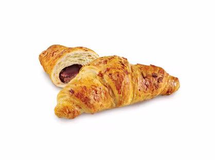 Buttercroissant mit Nuss-Nougatcreme