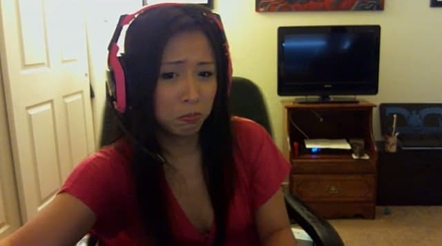 Female Streamer Gets Robbed At Gunpoint Viewers Call Police Dota 2 Female Streamer Gets Robbed At Gunpoint Viewers Call Police Dota 2