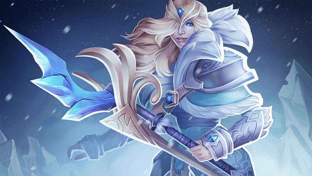 Crystal Maiden Бонга