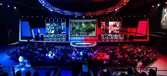 Riot Donates  31 850 in Fines to LGBTQ Youth   League of Legends - 38