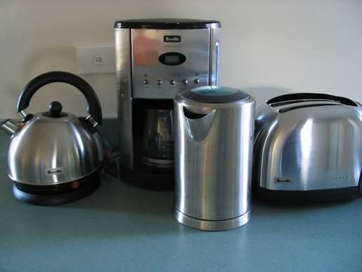 Domestic Appliances & Hardware