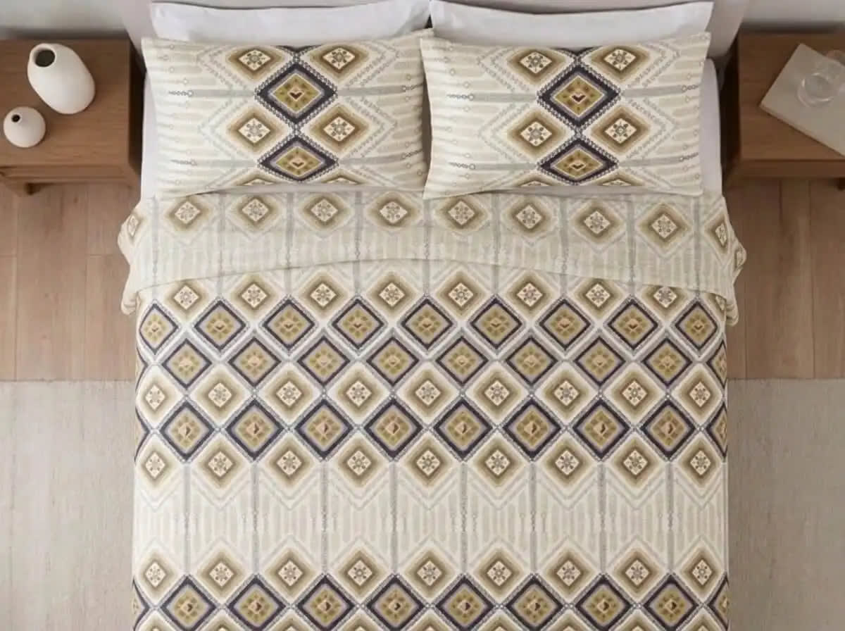 Vintage Linen-Bedsheet