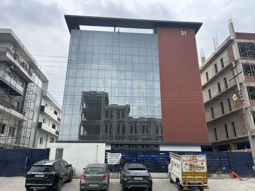 Factory for rent sector 155