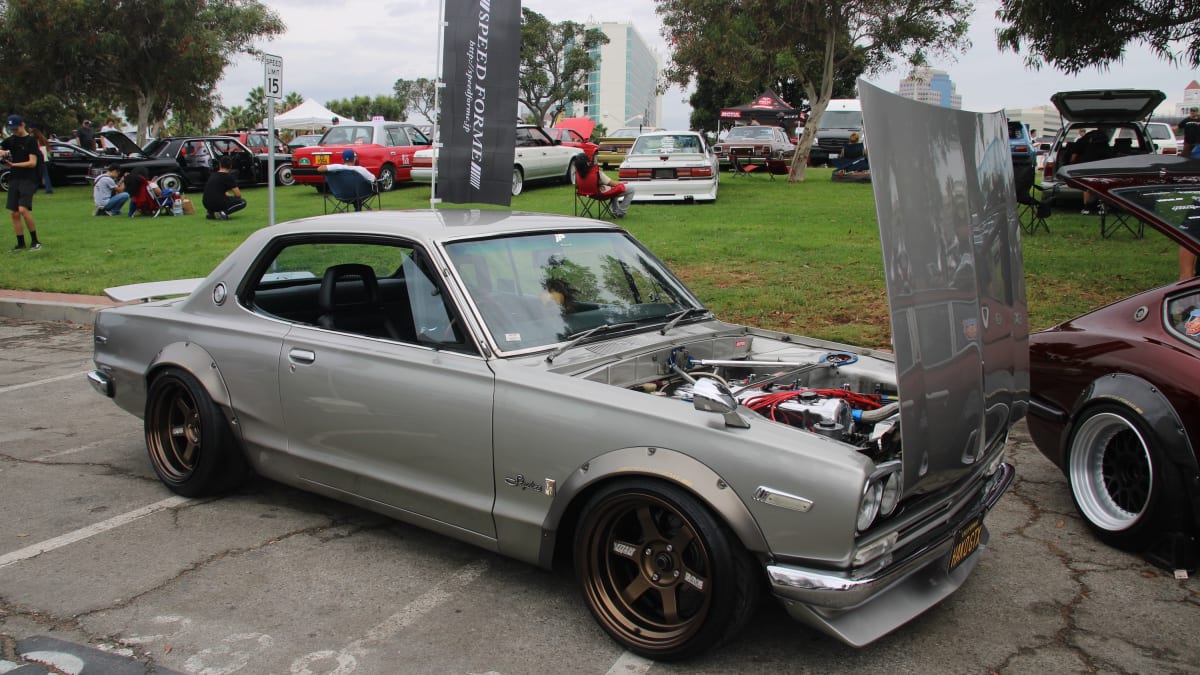 Silver Nissan Skyline GTX