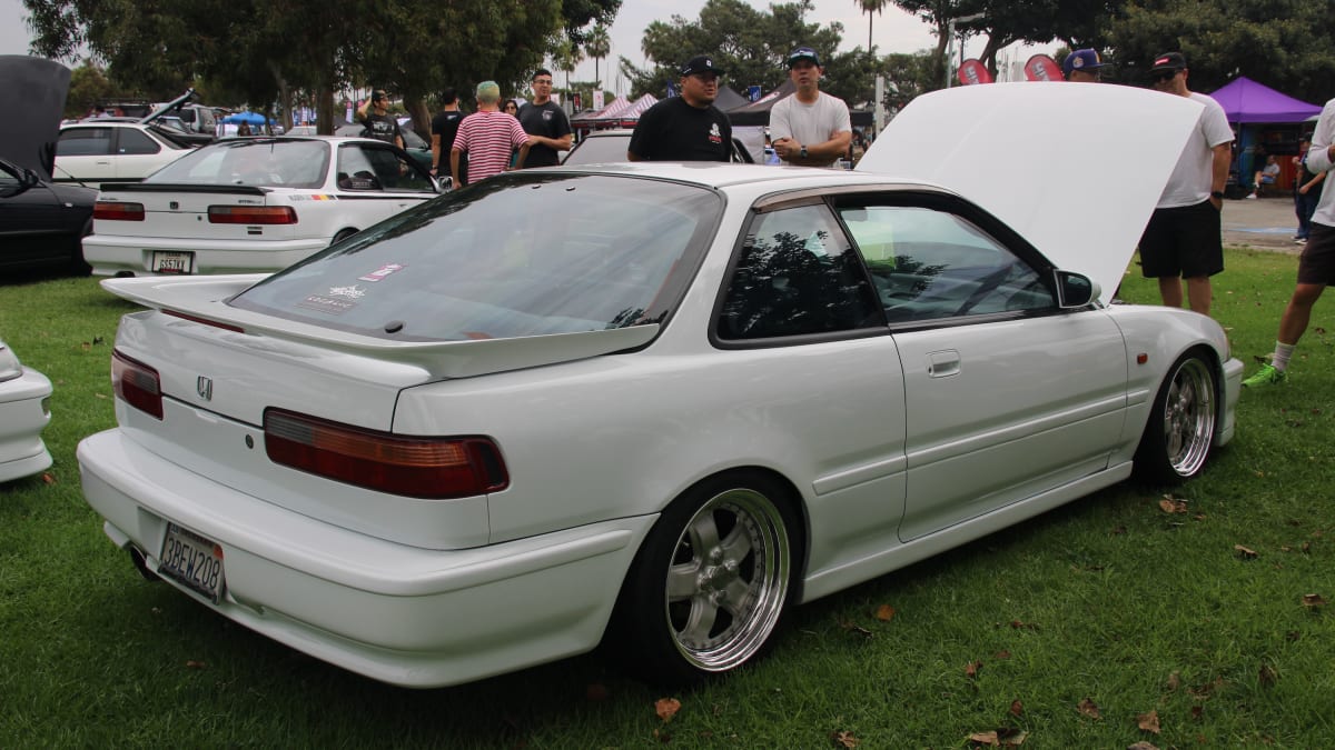 white Acura Integra coupe DA9